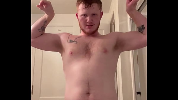 Gay Sweaty after my shower and I show my hole