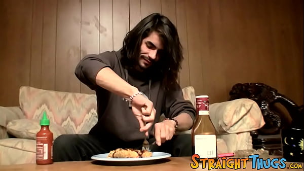 Shaggy straight dude shows his twink ways while wanking