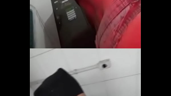 Sai pra trabalhar com um sol e de repente caiu uma chuva no meio do caminho me molhei todinha tive que trocar de roupa no serviço